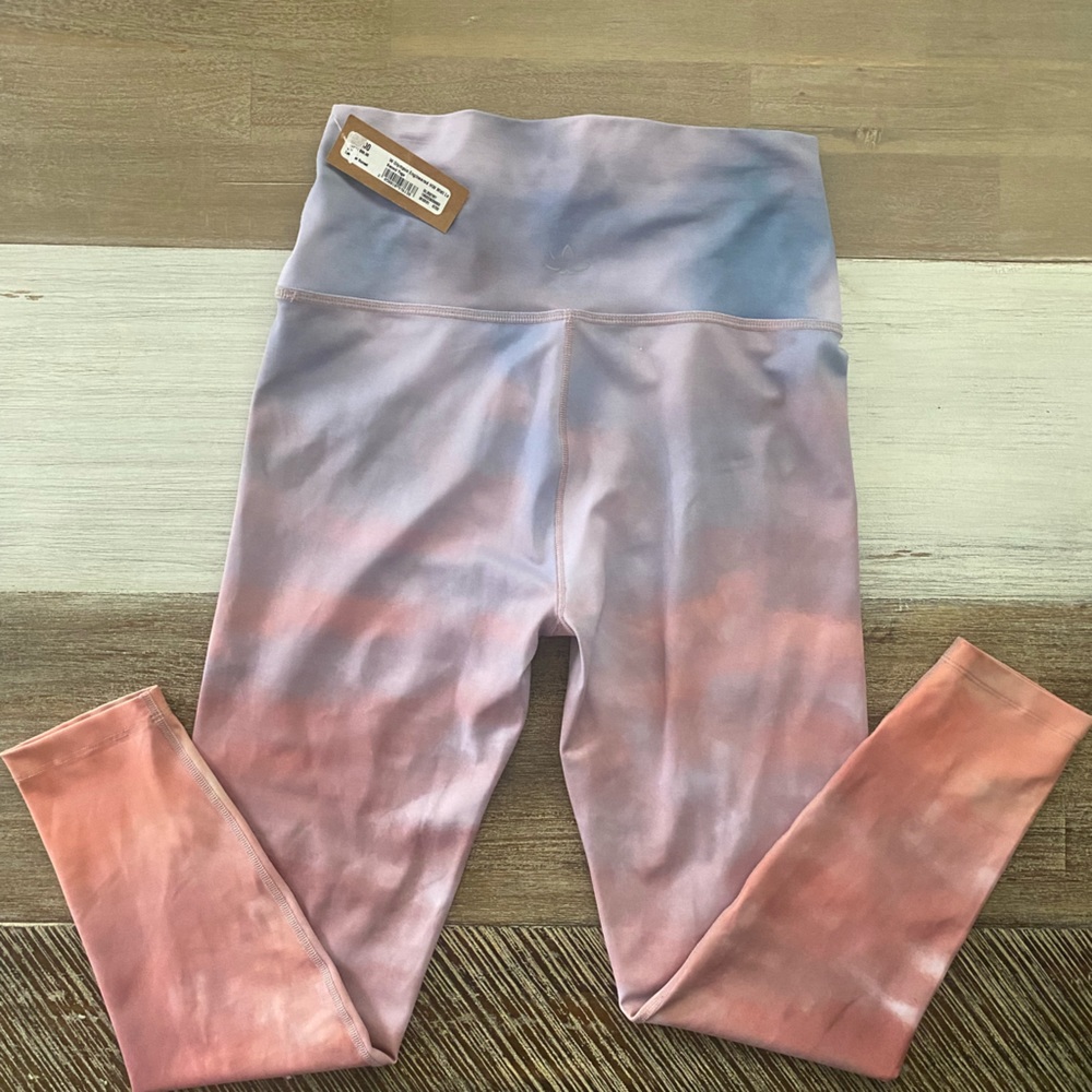 Beyond Yoga Sunset Leggings